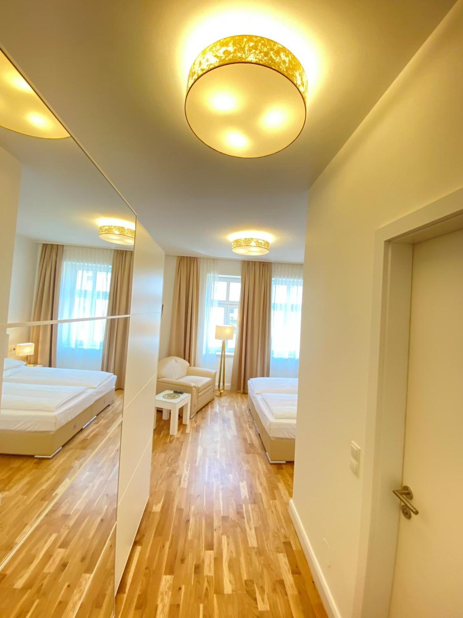 Steiner Residences Nestroyplatz Appartement *